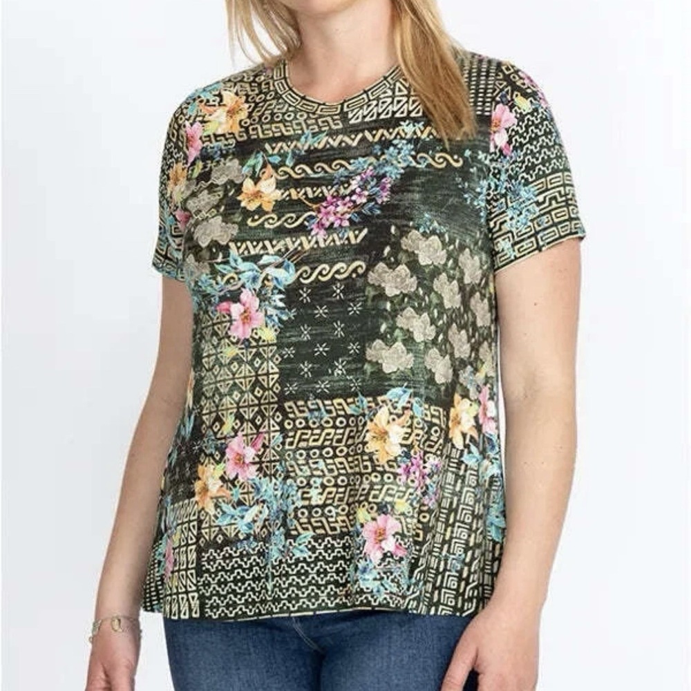 Johnny Was Weller Favorite Floral Patchwork Crewneck‎ Swing T Shirt Size SMALL